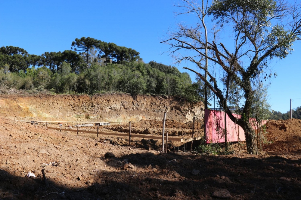 Inicia a instalação das estruturas na nova sede do Batalhão Rodoviário em Garibaldi