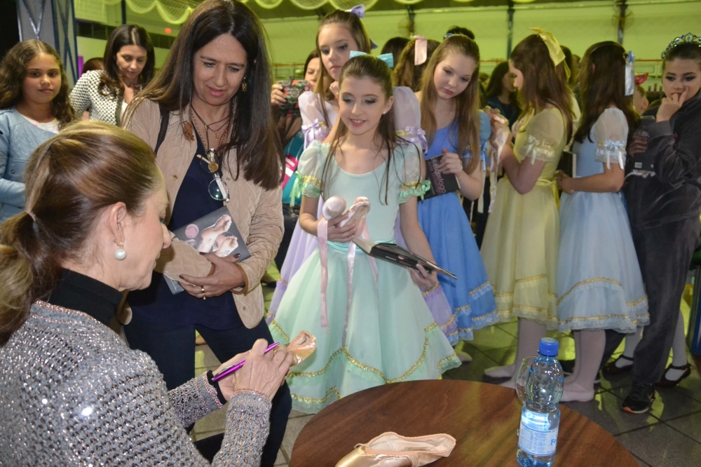 Congresso Feminina reúne 400 mulheres empreendedoras da Serra Gaúcha