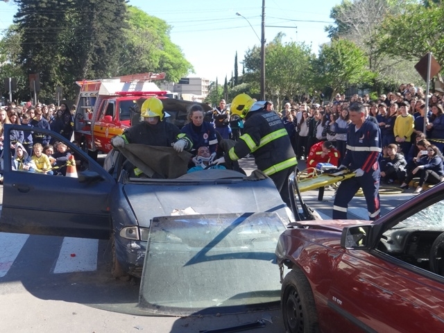 Bombeiros de Carlos Barbosa, Bento Gonçalves e Garibaldi preparam simulado