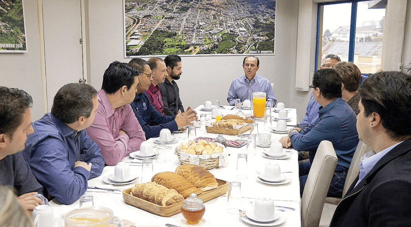 Cettolin reúne a imprensa nos 118 anos de Garibaldi