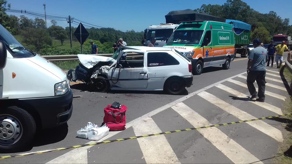 Grave acidente interrompeu BR 470 em Carlos Barbosa