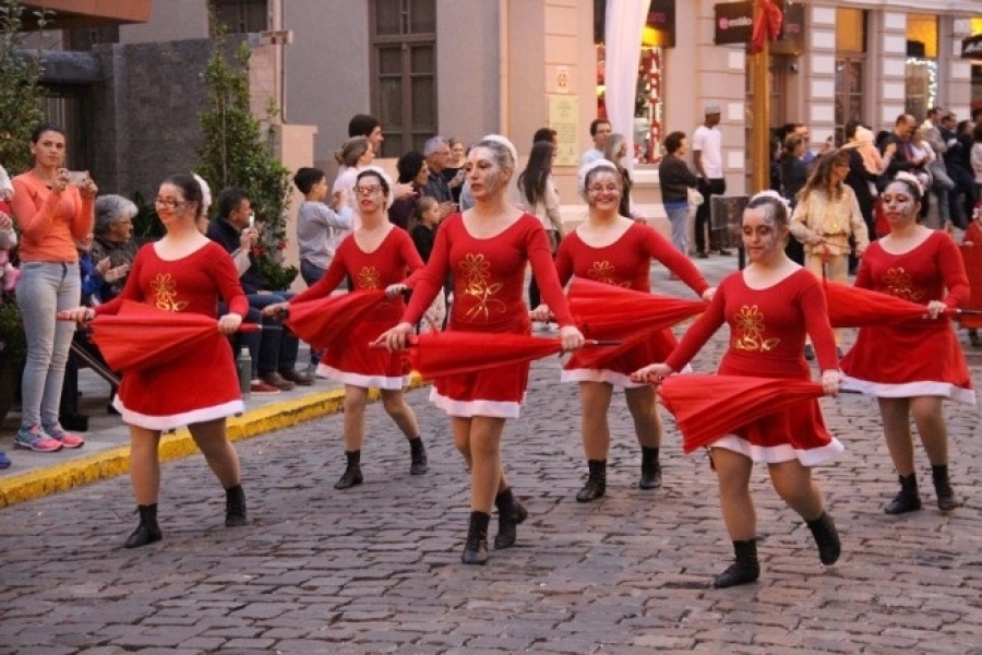 APAE de Garibaldi faz  Desfile Inclusivo de Natal nesta quinta-feira