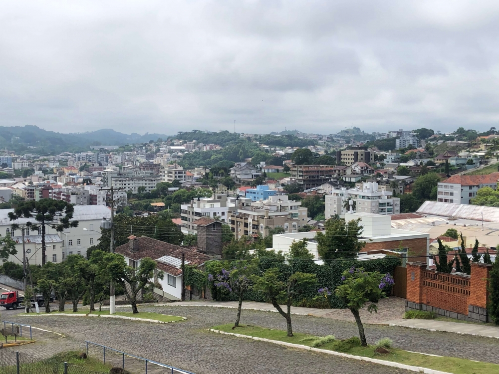 Dezembro inicia com tempo instável em toda a Serra