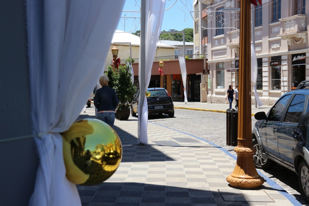 Itens da decoração natalina são furtados em Garibaldi