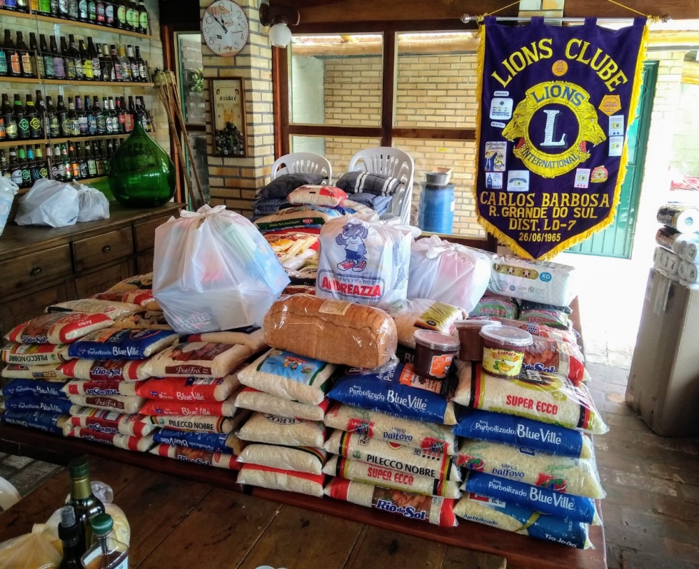 Lions Clube de Carlos Barbosa arrecada mais de 750 kg de alimentos 