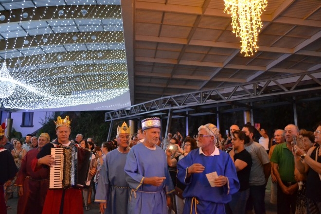 Terno de Reis emocionou comunidade de Garibaldi