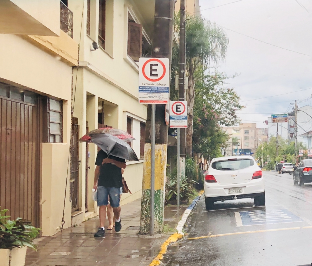 Chuva deve permanecer nesta sexta-feira em toda a região