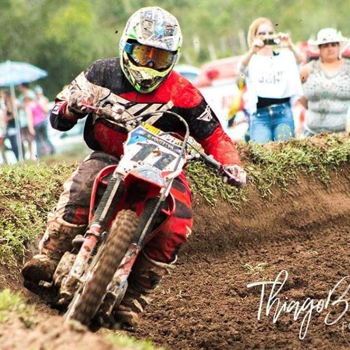 Piloto de Garibaldi morre em prova de Motocross