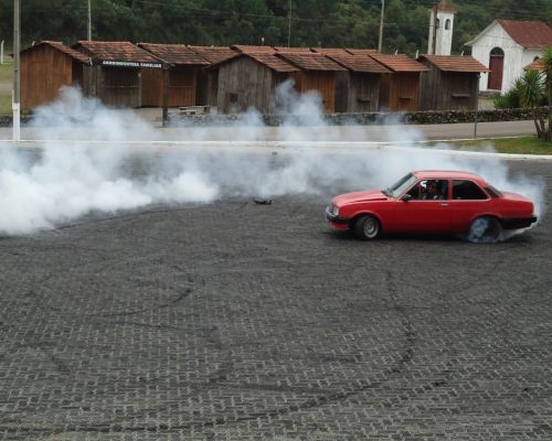 AGEM abre inscrições para novos e antigos associados usarem pista da Fenachamp