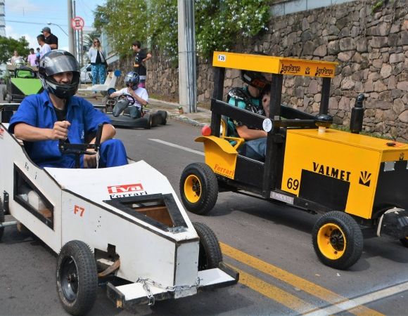 Corrida de Carinho de Lomba relembra tradição italiana