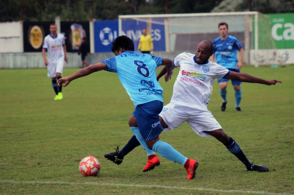 Esportivo larga em vantagem na busca pela classificação para a semifinal 