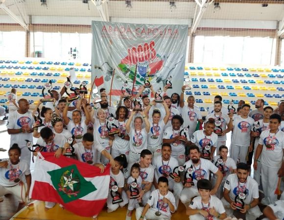 Equipe de Bento Gonçalves é destaque no Sul-brasileiro de Capoeira