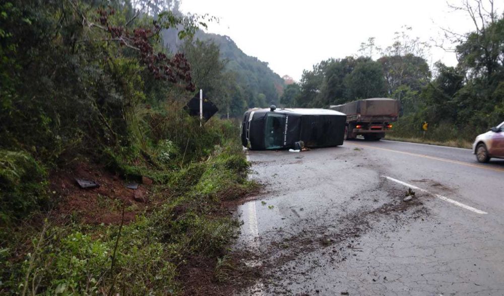 Acidente na RSC-453, em Garibaldi, deixa o trânsito lento