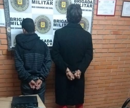 Dois são presos por furto no bairro Chácaras, em Garibaldi