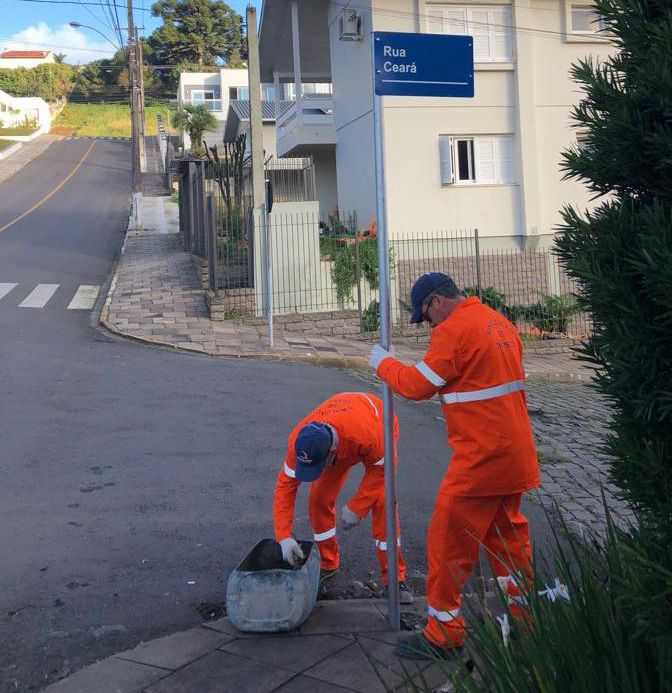 Ruas de Garibaldi ganham novas placas de identificação