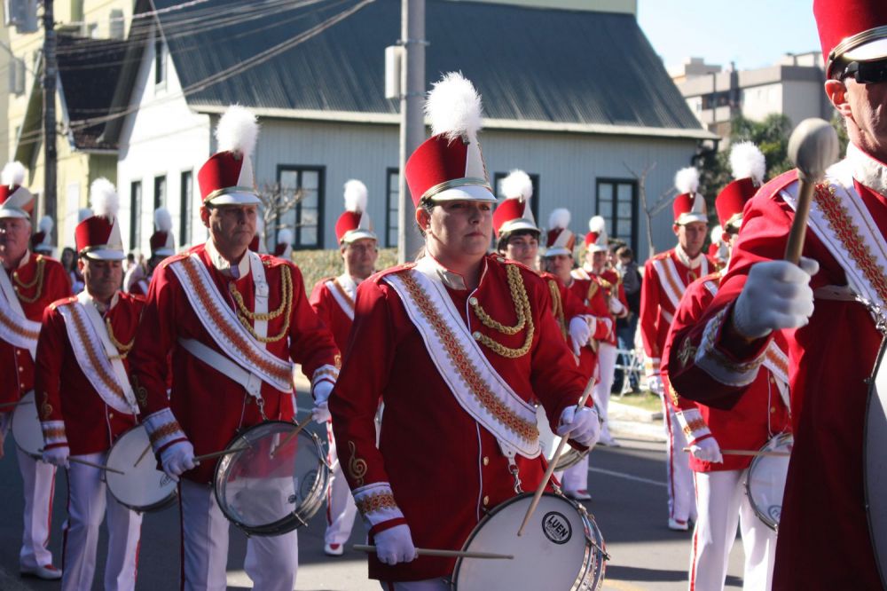 Mais de 40 entidades participam do Desfile Cívico em Garibaldi 