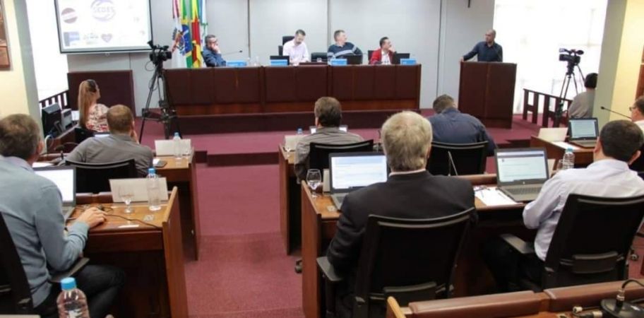 Vereadores aprovam unificação de secretarias em Bento Gonçalves 