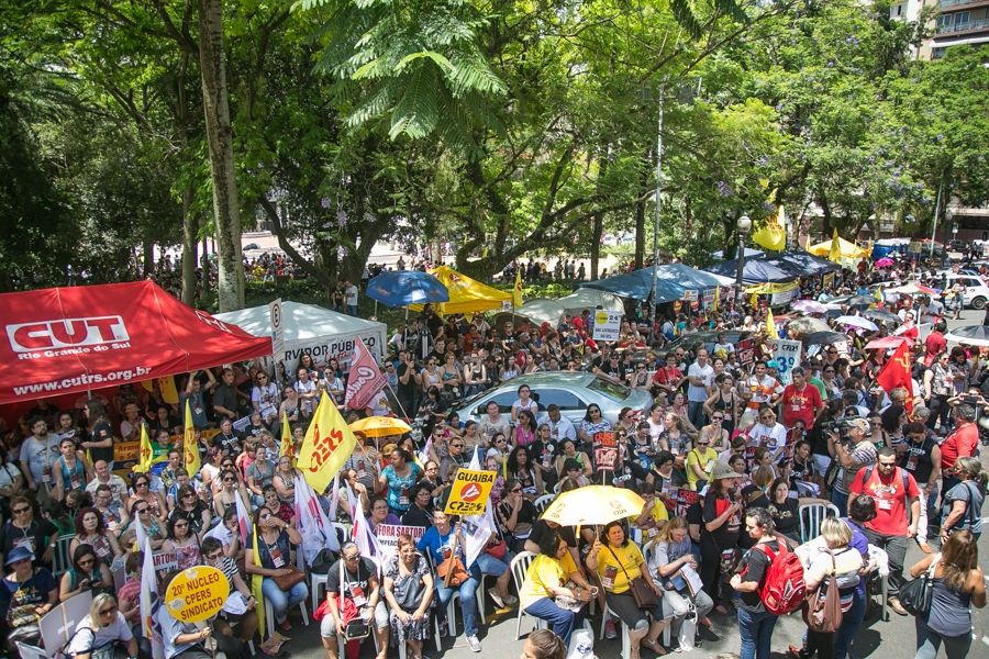 Escolas estaduais de Garibaldi e Carlos Barbosa paralisam atividades nesta quinta