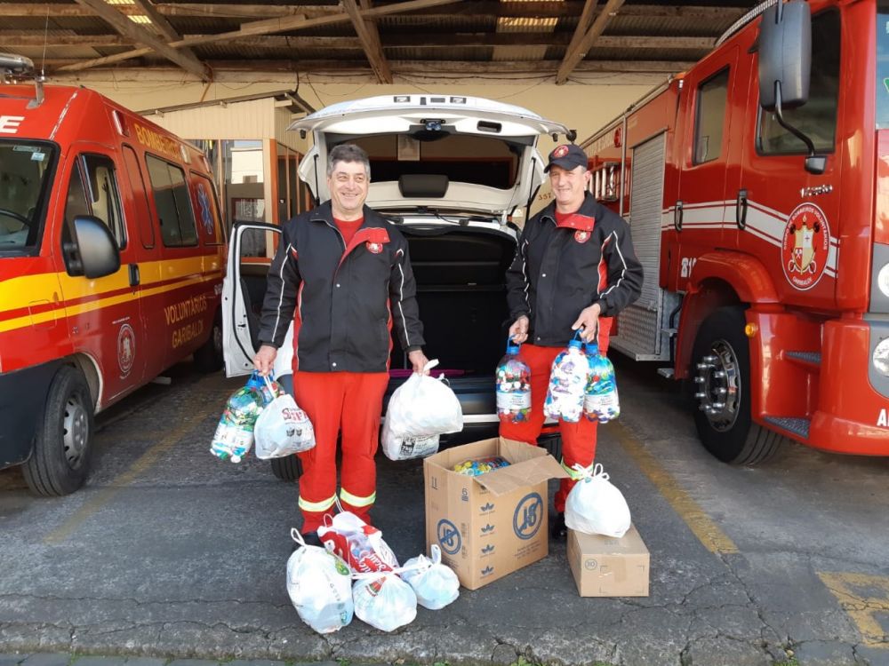 Garrafas Pet e tampinhas podem ser doadas aos Bombeiros de Garibaldi