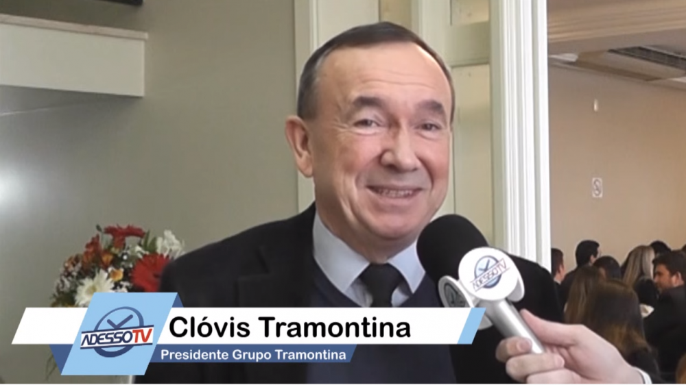 Clóvis Tramontina critica a demora na recuperação da ERS 122