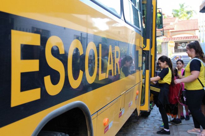 Alunos de Garibaldi devem atualizar cadastro do transporte escolar