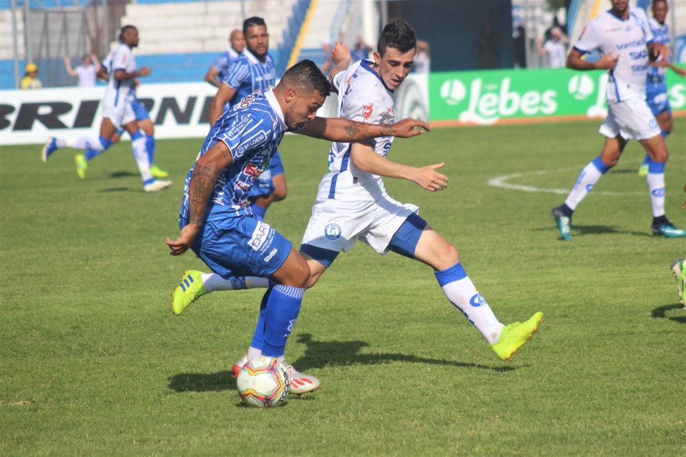 Em jogo de sete gols Esportivo conquista primeira vitória no Gauchão