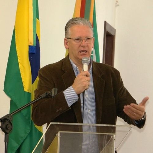 “Quero que quem mente e faz politicagem que vá à merda”, diz prefeito de Farroupilha