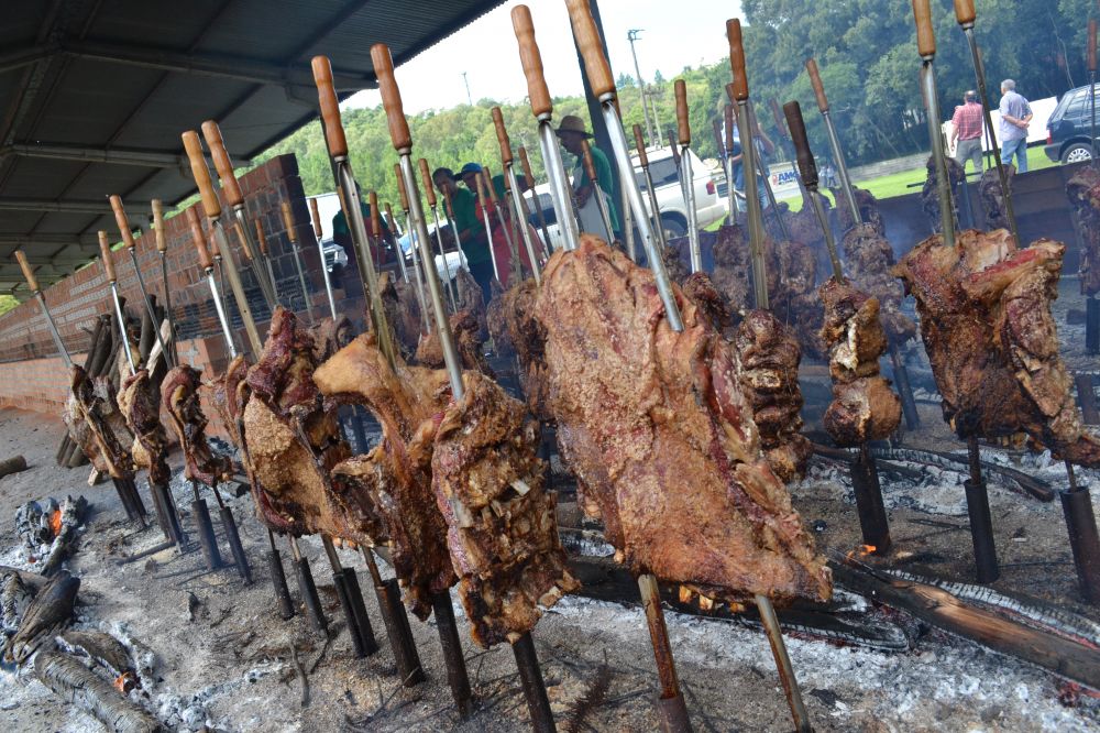 Costelão da APAE Garibaldi é neste domingo