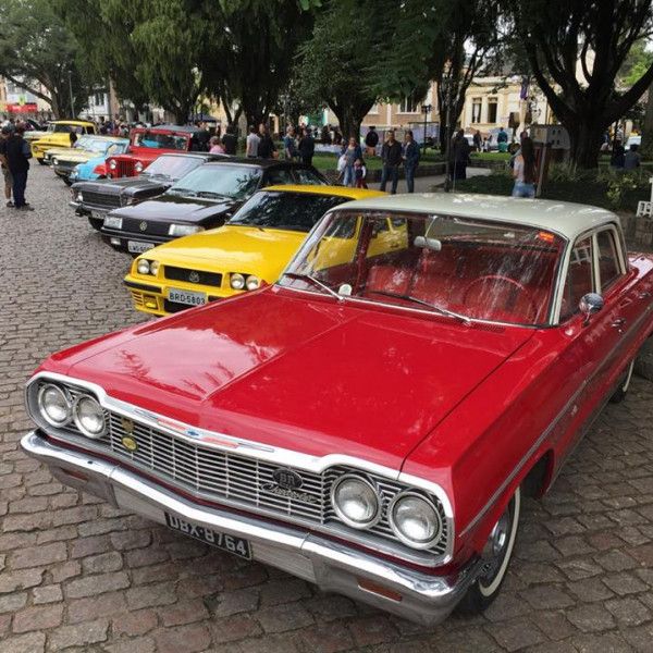 Encontro de carros antigos neste sábado em Bento