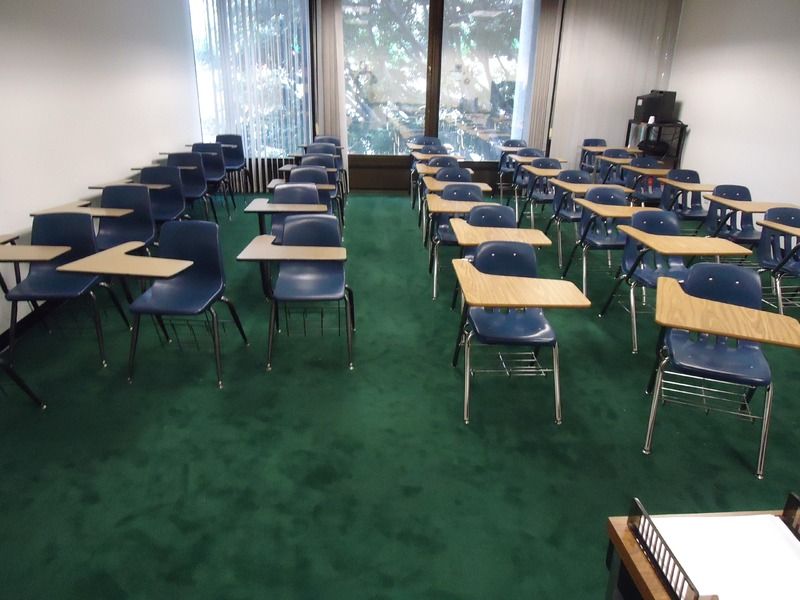 Por coronavírus, aulas estão sendo suspensas na região