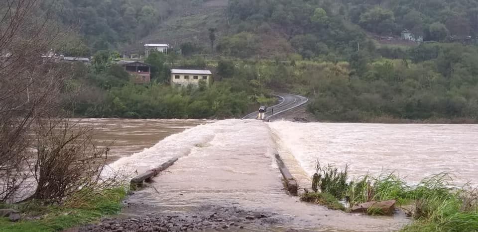 Ponte que liga Bento Gonçalves a Cotiporã é novamente interditada