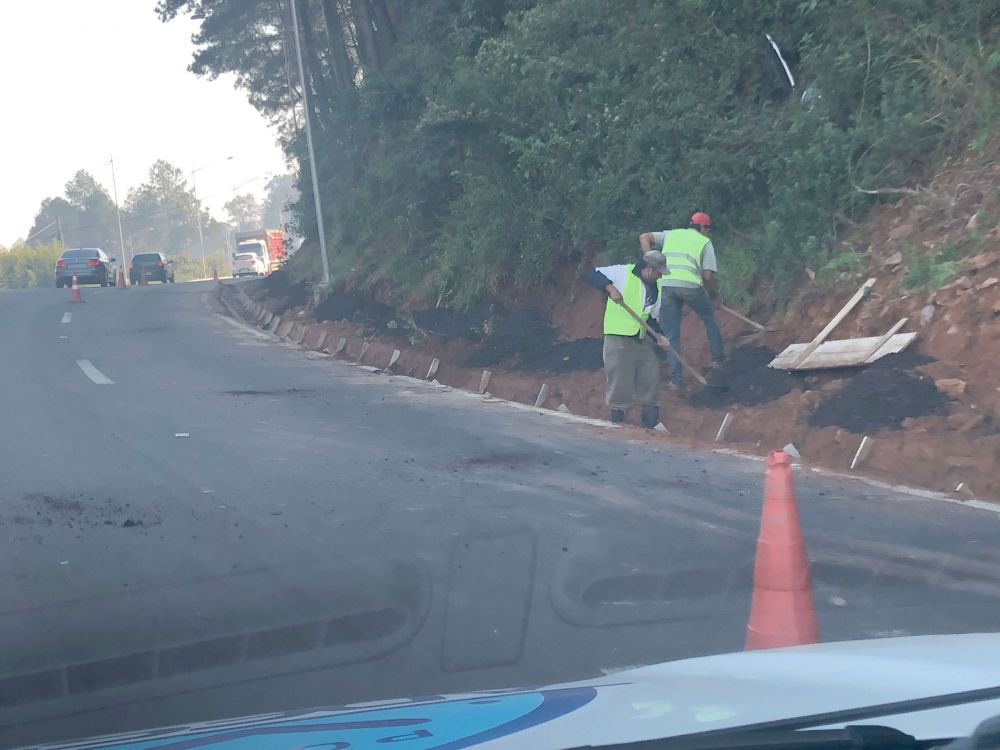 Obras causam congestionamento na BR 470 em Garibaldi