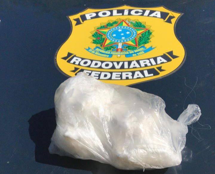 PRF prende casal transportando cocaína em Bento Gonçalves