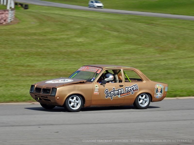 Irmãos Brandelli aceleram no Track Day