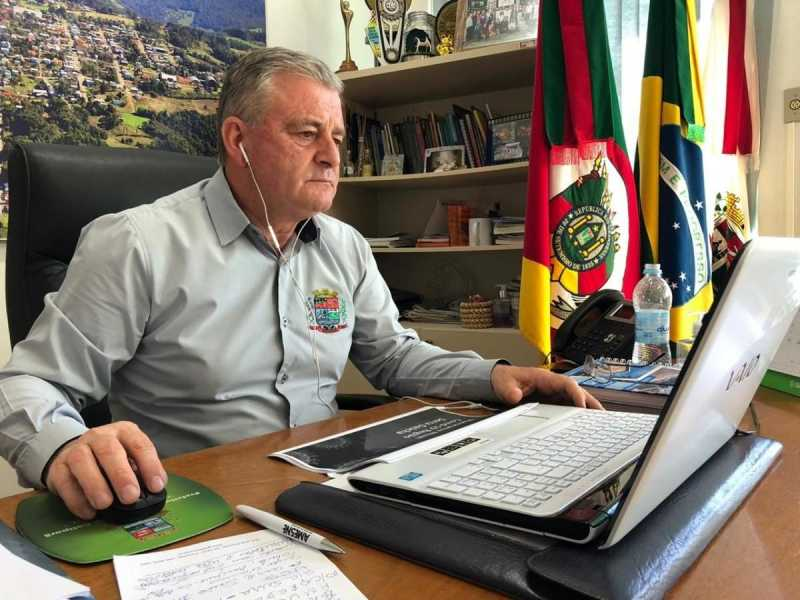 AMESNE se reúne para tratar sobre aumento de casos de Covid 19