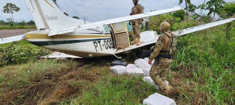 Piloto de Bento Gonçalves é preso com mais de 450 kg de maconha no Pará