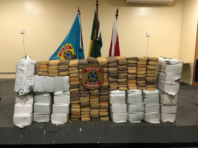 Piloto de Bento Gonçalves é preso com mais de 450 kg de maconha no Pará