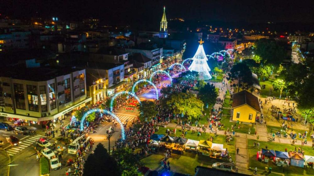 Natal no Caminho das Estrelas inicia neste sábado em Carlos Barbosa