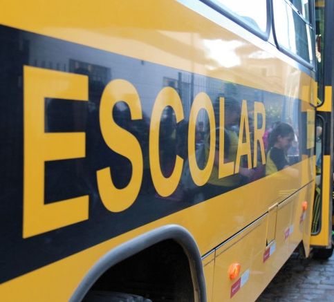 Criança fica mais de quatro horas esquecida em ônibus escolar de Carlos Barbosa
